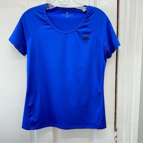 adidas Tops - Adidas climalite dri-fit athletic t shirt women's medium.